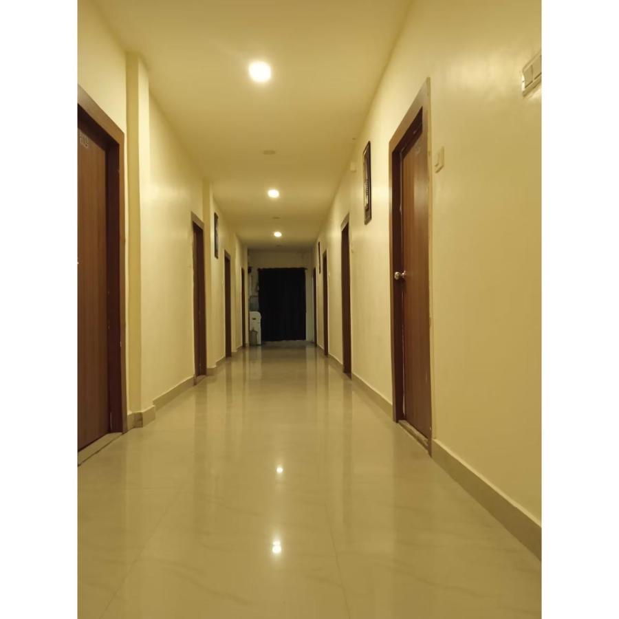 שמשבאד Hotel Meridian Grand מראה חיצוני תמונה